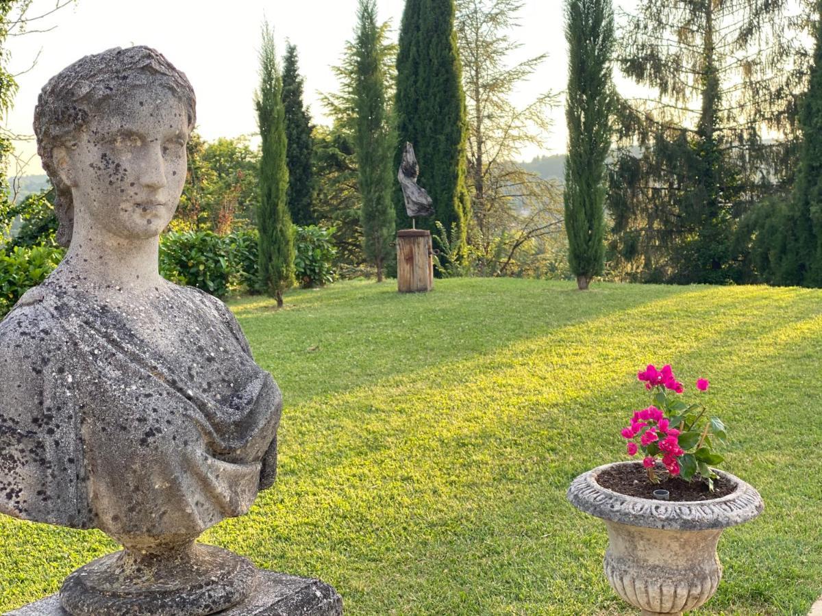 Amity. Exclusive Poolside Garden Apartment サルラ・ラ・カネダ エクステリア 写真