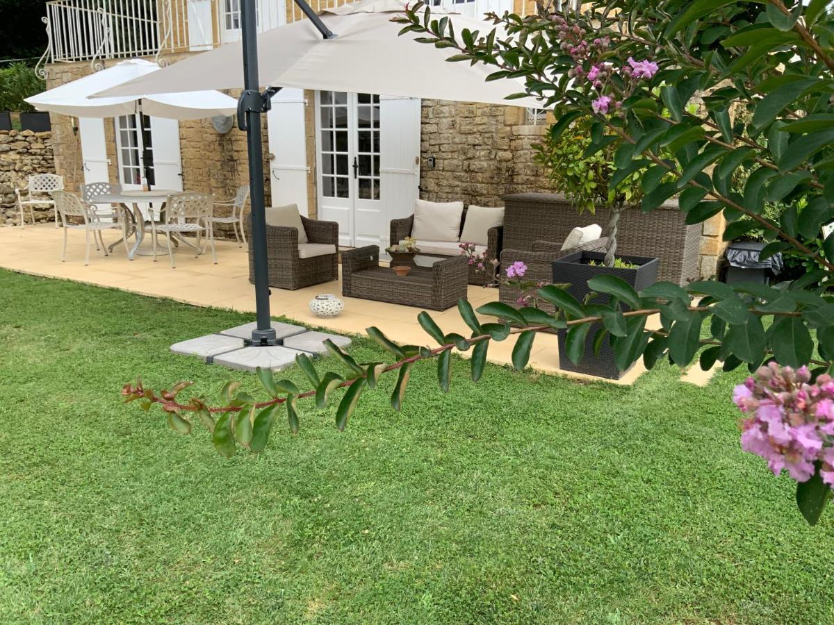 Amity. Exclusive Poolside Garden Apartment サルラ・ラ・カネダ エクステリア 写真
