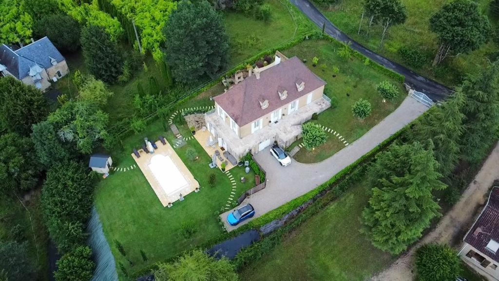 Amity. Exclusive Poolside Garden Apartment サルラ・ラ・カネダ エクステリア 写真